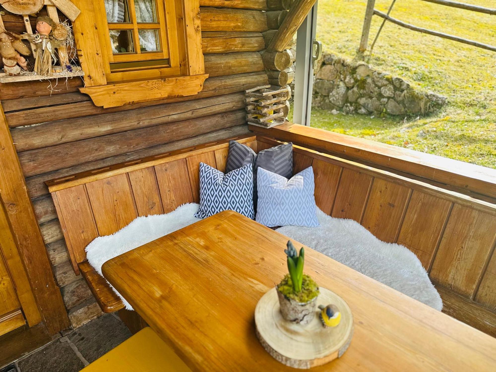 Almbruennerl Die Almhuette Auf Der Raffner Alm Ruhpolding Exteriör bild