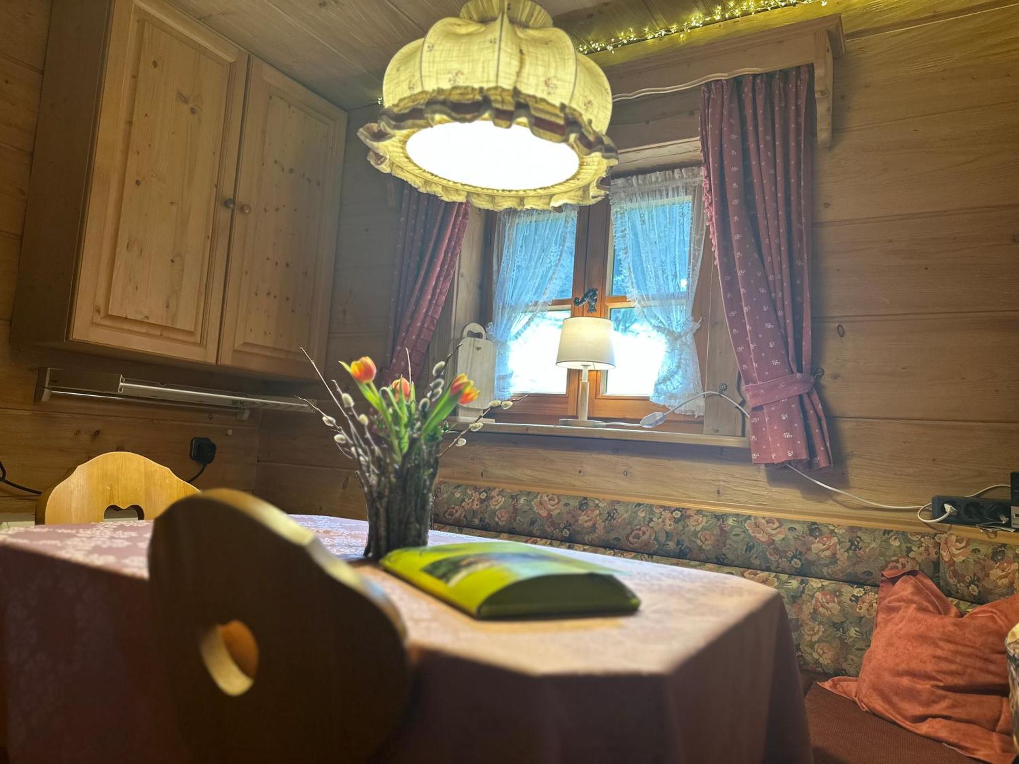 Almbruennerl Die Almhuette Auf Der Raffner Alm Ruhpolding Exteriör bild