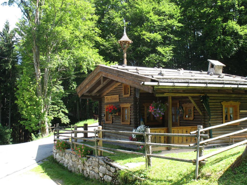 Almbruennerl Die Almhuette Auf Der Raffner Alm Ruhpolding Rum bild